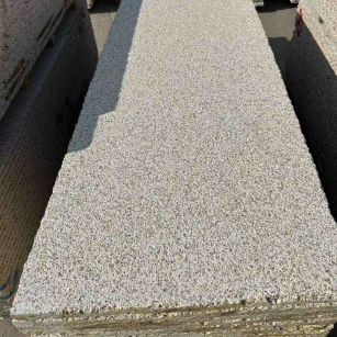 安阳 黄金麻花岗岩荔枝面毛板，半成品