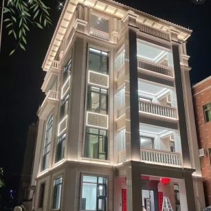 安阳 芝麻白花岗岩别墅外墙夜间效果