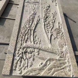 安阳 黄金麻雕刻板浮雕迎客松