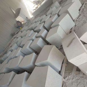 安阳 白麻花岗岩异形坐凳