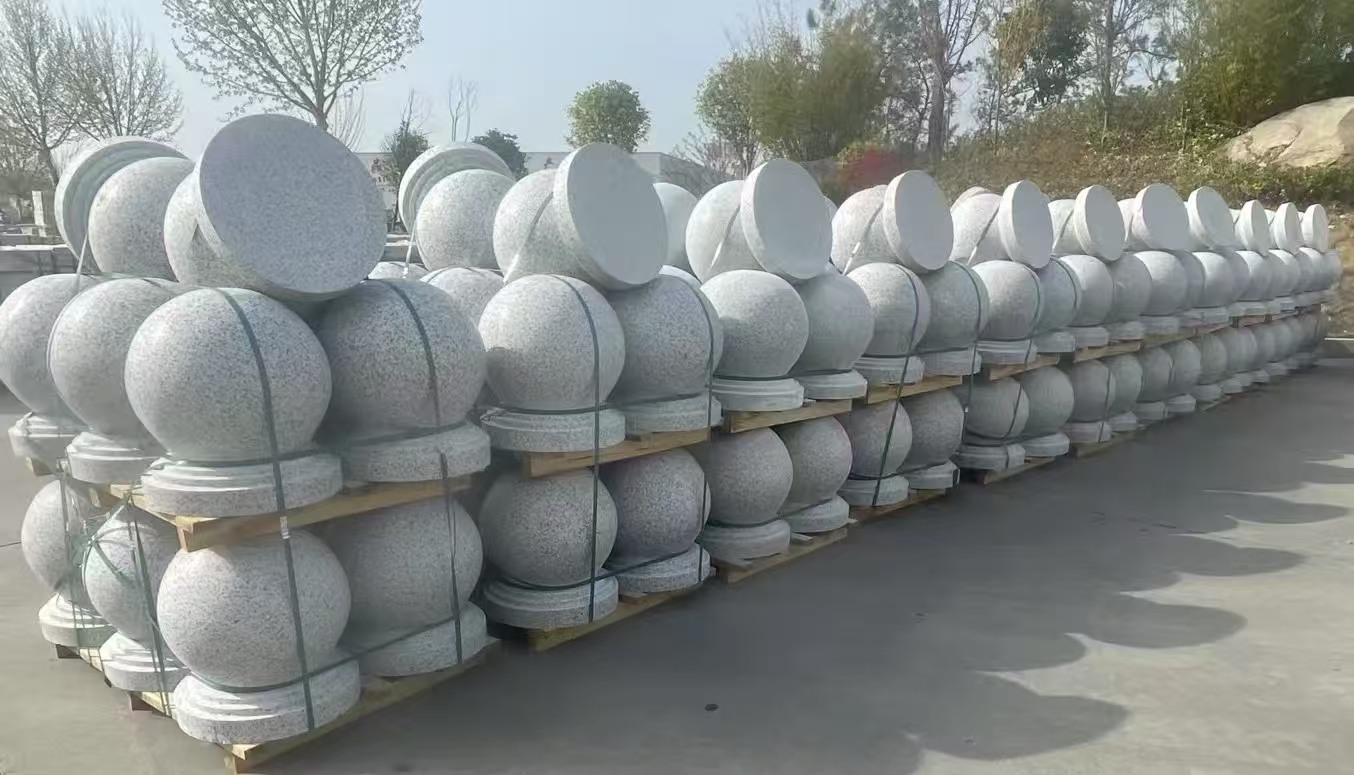 安阳 白麻花岗岩石材圆球，石球，挡车球，隔离球，景观石球，风水球等
