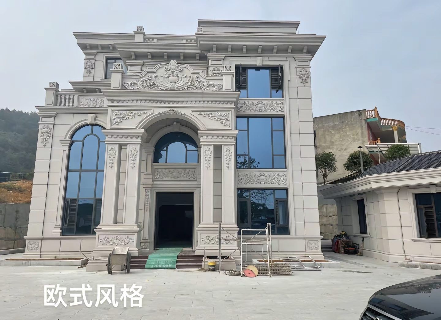 安阳 白麻花岗岩别墅外墙干挂