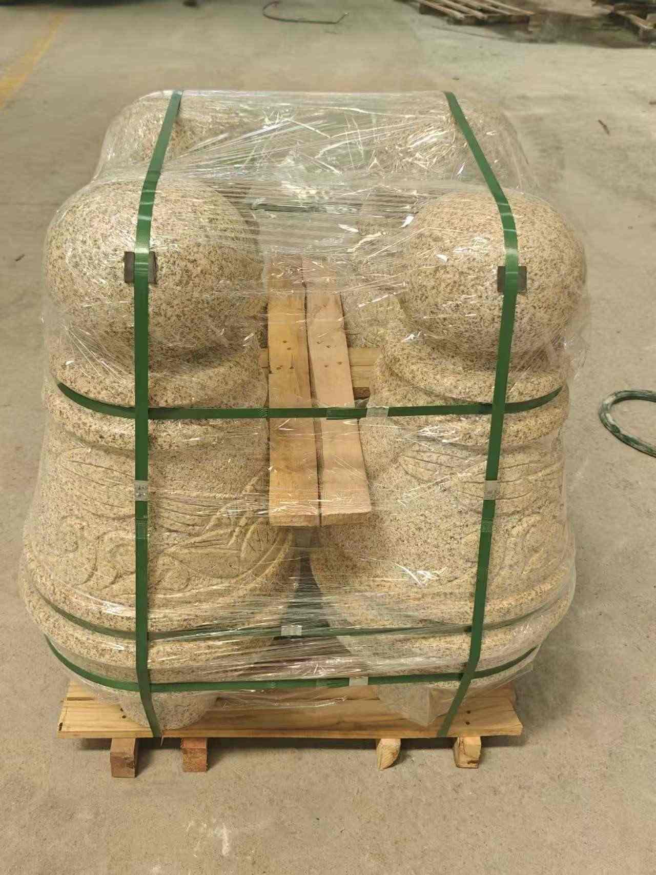 安阳 黄金麻异形定制雕花——棒棒糖挡车柱