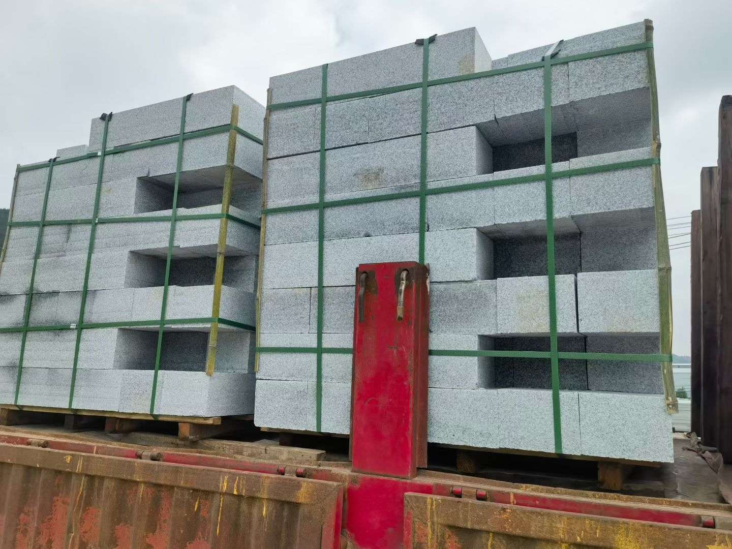 安阳 芝麻白花岗岩路沿石，平石，路侧石，马路牙子，路缘石，立缘石，平缘石等