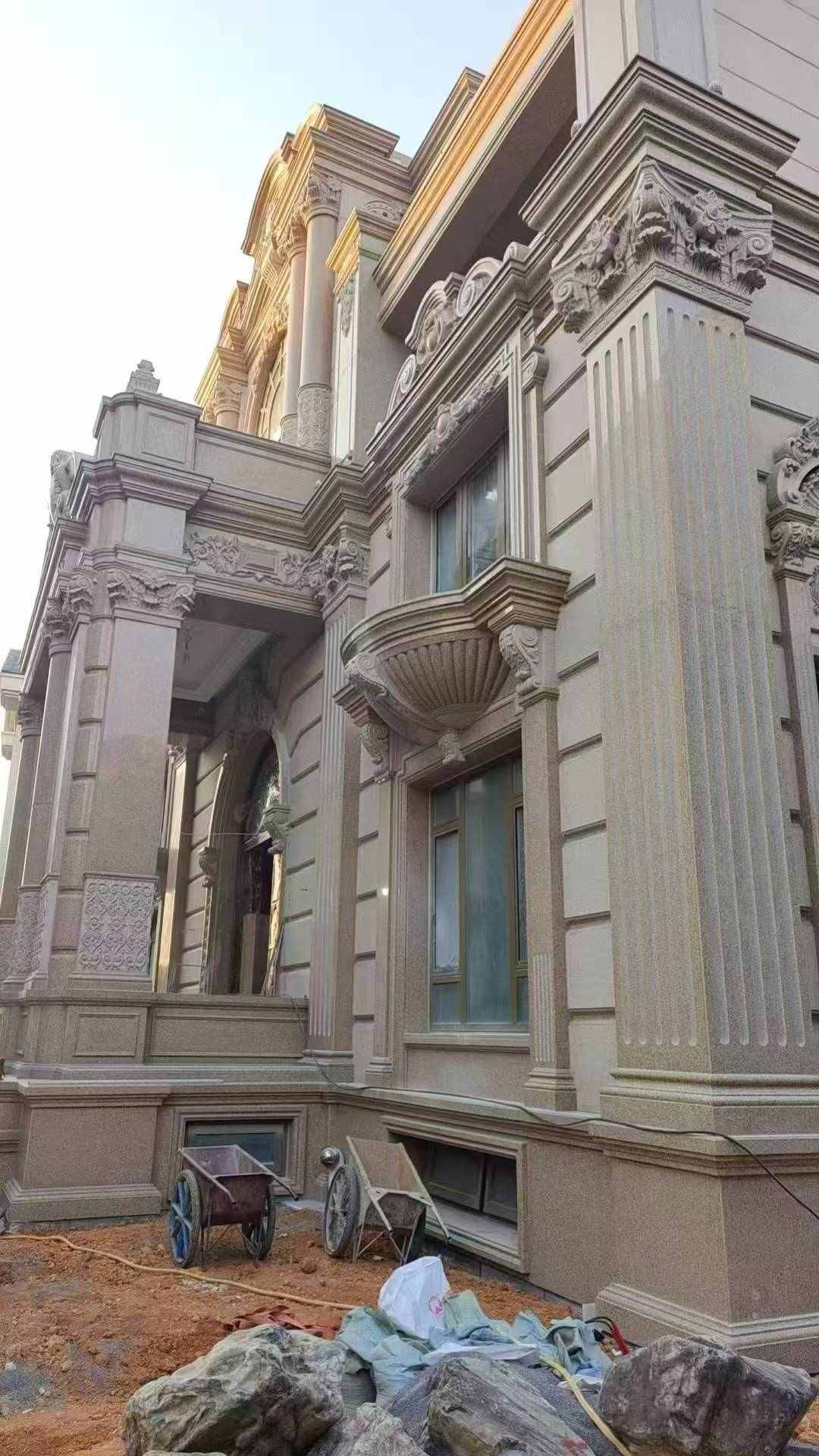 安阳 黄金麻花岗岩光面别墅外墙干挂施工完成