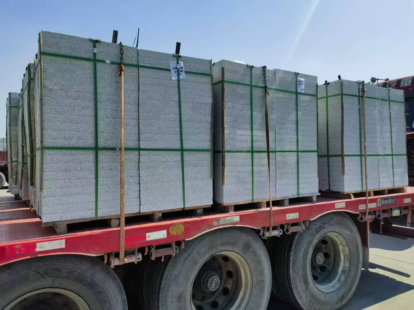 安阳芝麻白花岗岩出货日常地铺石