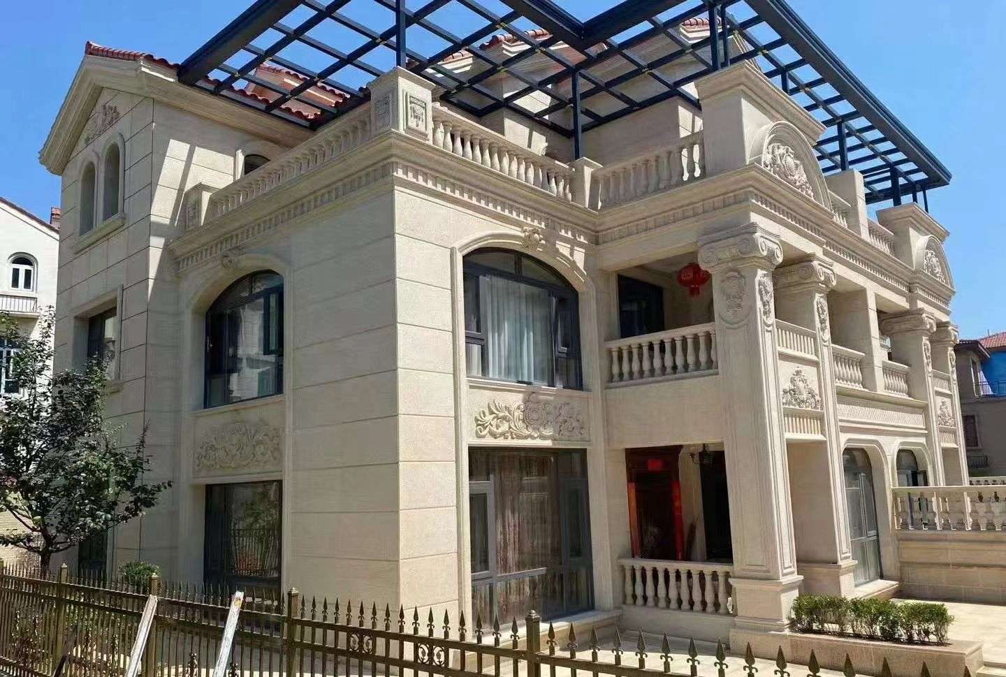 安阳 黄金麻花岗岩荔枝面别墅外墙干挂