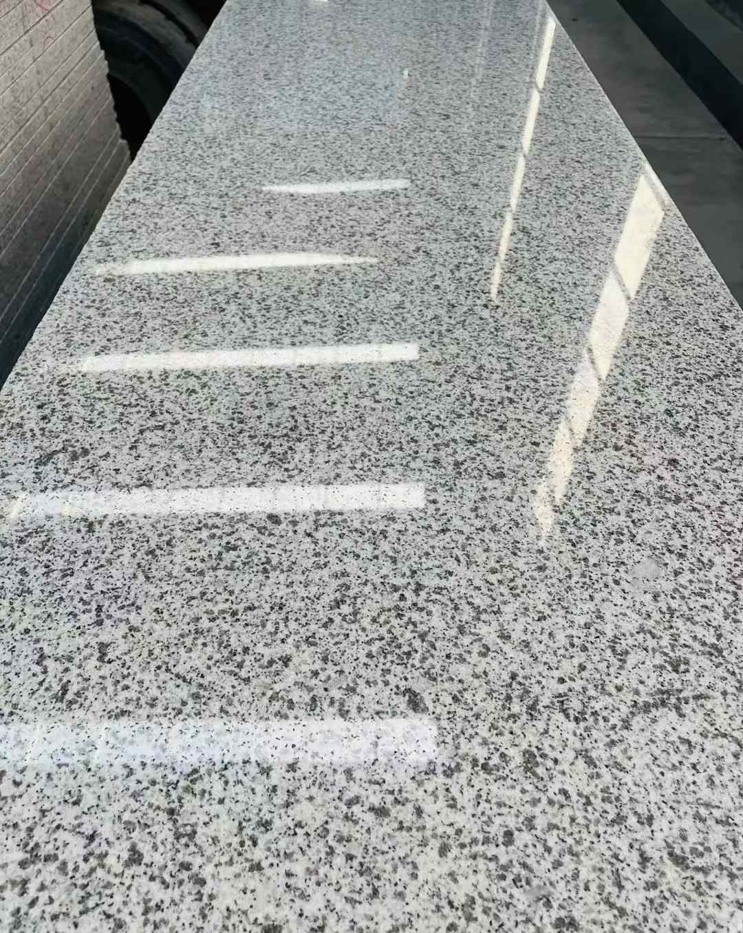 安阳 白麻花岗岩光面毛板